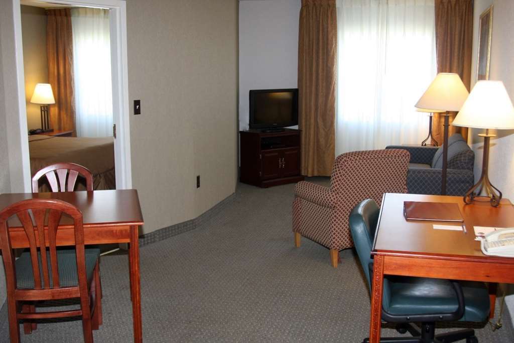 Host Inn An All Suites Hotel Wilkes-Barre Ruang foto