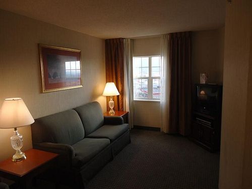 Host Inn An All Suites Hotel Wilkes-Barre Bagian luar foto